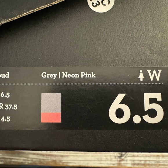 Lightly used OnCloud Sneaker 6.5 - Picture 5 of 5